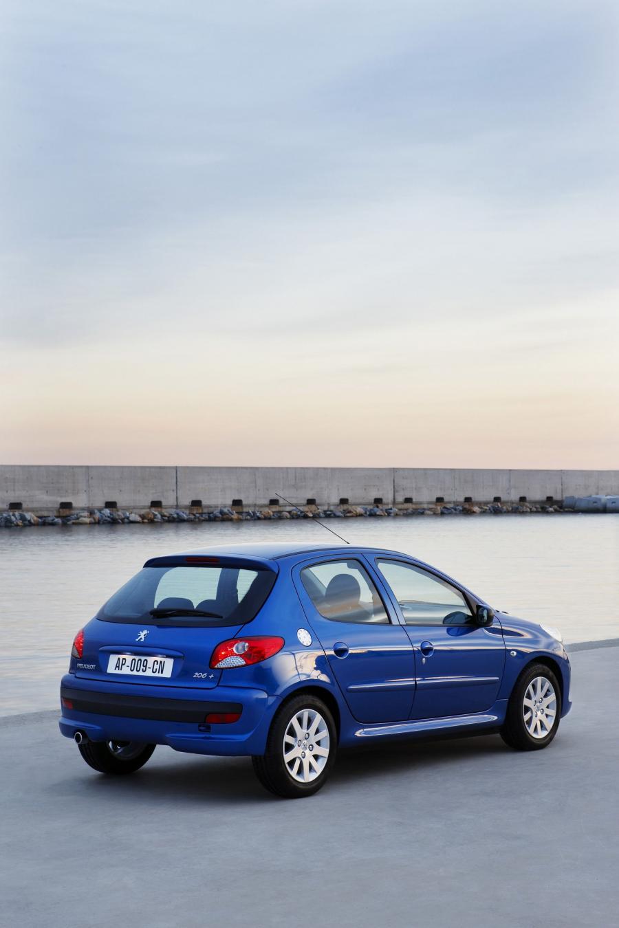  Peugeot 206 Plus 2009 года  (фото 44 из 49)